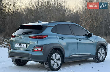 Внедорожник / Кроссовер Hyundai Kona 2019 в Радивилове