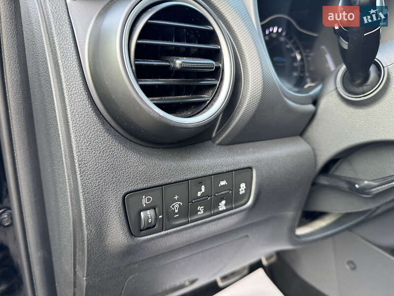 Внедорожник / Кроссовер Hyundai Kona 2020 в Луцке