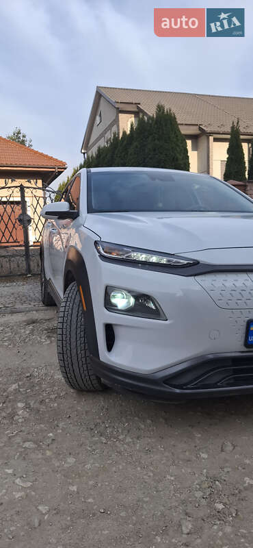 Позашляховик / Кросовер Hyundai Kona 2019 в Тернополі