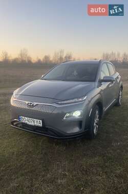 Внедорожник / Кроссовер Hyundai Kona 2020 в 