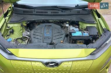 Внедорожник / Кроссовер Hyundai Kona 2019 в 