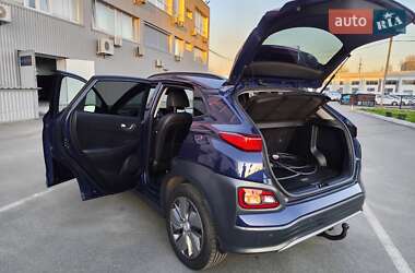 Позашляховик / Кросовер Hyundai Kona 2020 в 