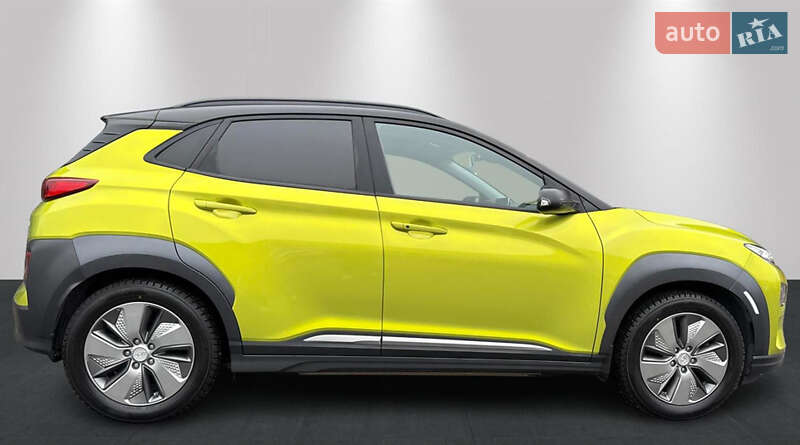 Внедорожник / Кроссовер Hyundai Kona 2019 в Киеве