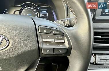 Позашляховик / Кросовер Hyundai Kona 2020 в 