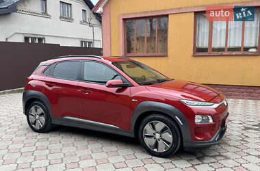 Позашляховик / Кросовер Hyundai Kona 2019 в 