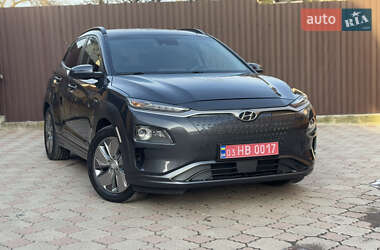 Внедорожник / Кроссовер Hyundai Kona 2019 в 