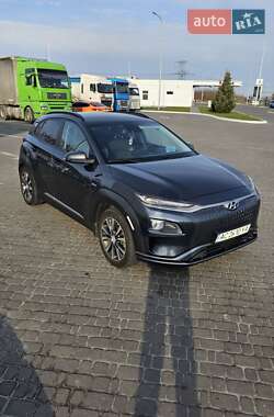 Внедорожник / Кроссовер Hyundai Kona 2018 в 