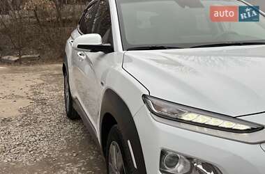 Позашляховик / Кросовер Hyundai Kona 2020 в 