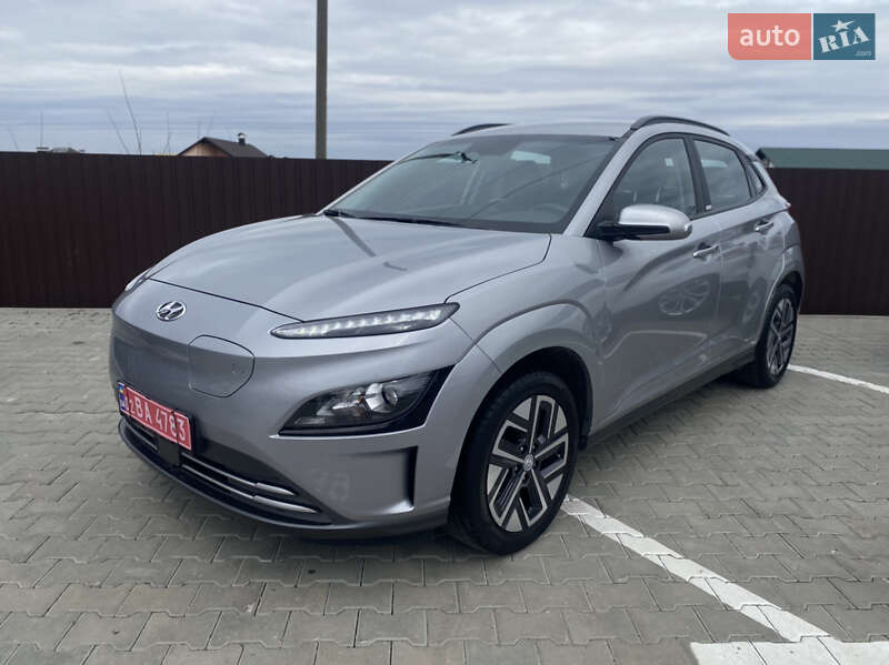 Внедорожник / Кроссовер Hyundai Kona 2021 в 