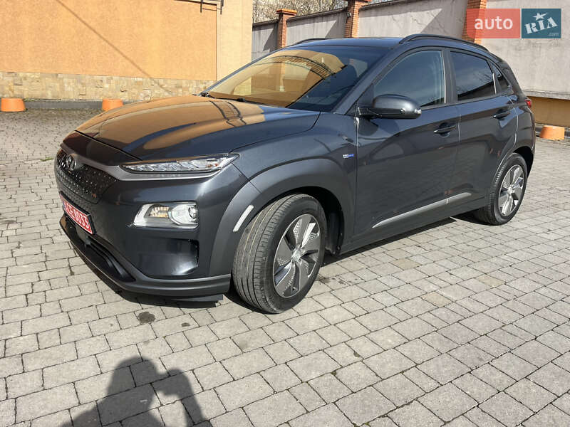 Позашляховик / Кросовер Hyundai Kona 2019 в 