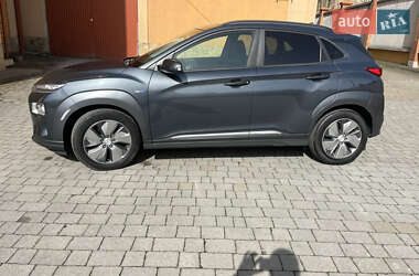 Позашляховик / Кросовер Hyundai Kona 2019 в 