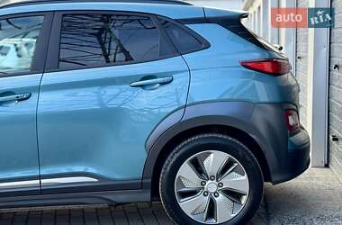 Позашляховик / Кросовер Hyundai Kona 2019 в 