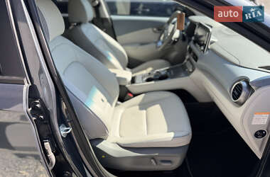 Внедорожник / Кроссовер Hyundai Kona 2019 в 