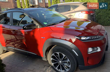 Внедорожник / Кроссовер Hyundai Kona 2020 в 