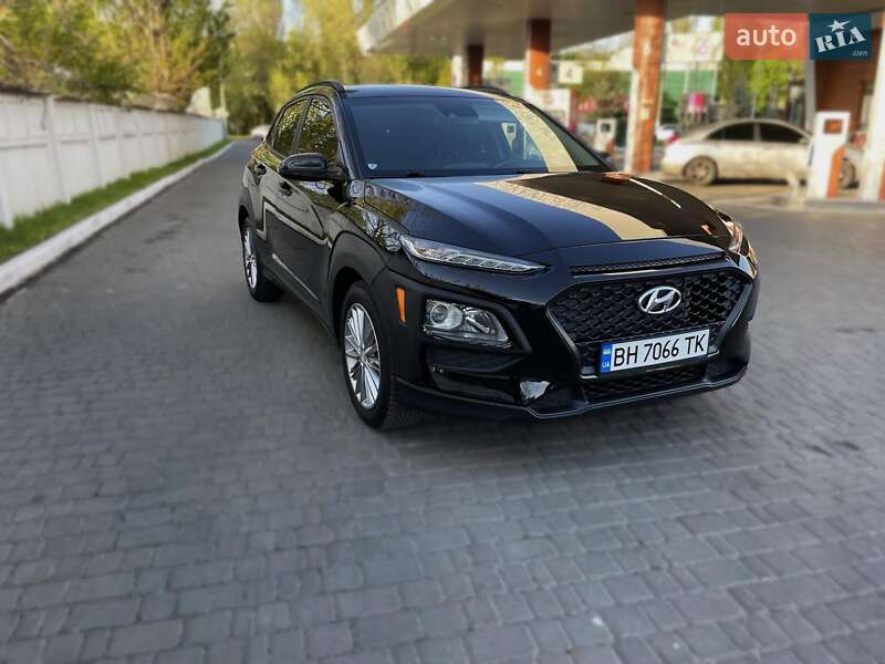 Позашляховик / Кросовер Hyundai Kona 2019 в 