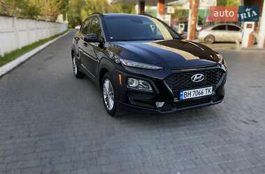Позашляховик / Кросовер Hyundai Kona 2019 в 