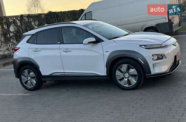 Позашляховик / Кросовер Hyundai Kona 2020 в 