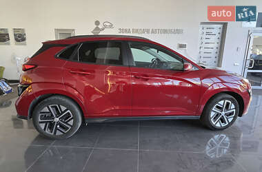 Внедорожник / Кроссовер Hyundai Kona 2022 в 