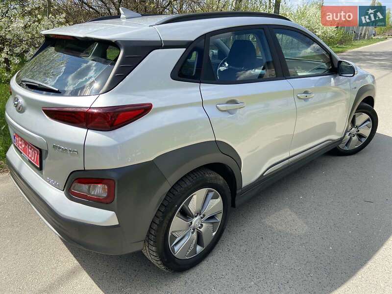 Внедорожник / Кроссовер Hyundai Kona 2020 в Ковеле