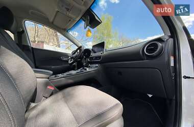 Позашляховик / Кросовер Hyundai Kona 2020 в 