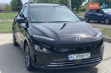 Позашляховик / Кросовер Hyundai Kona 2023 в 