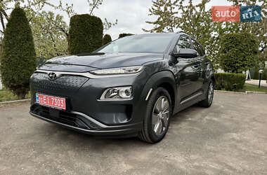 Внедорожник / Кроссовер Hyundai Kona 2020 в 