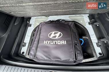 Внедорожник / Кроссовер Hyundai Kona 2020 в 