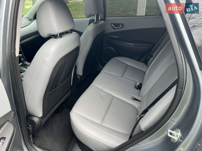 Позашляховик / Кросовер Hyundai Kona 2020 в Кам'янському