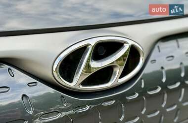 Внедорожник / Кроссовер Hyundai Kona 2020 в 