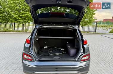 Внедорожник / Кроссовер Hyundai Kona 2020 в 