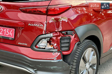 Внедорожник / Кроссовер Hyundai Kona 2020 в 