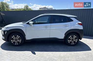 Внедорожник / Кроссовер Hyundai Kona 2020 в 