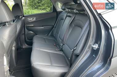 Позашляховик / Кросовер Hyundai Kona 2020 в 