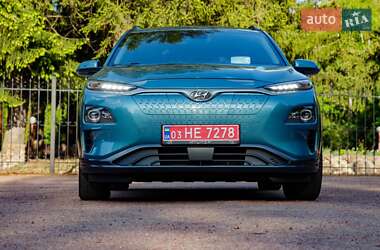 Позашляховик / Кросовер Hyundai Kona 2020 в 