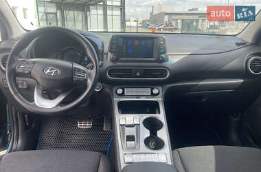 Позашляховик / Кросовер Hyundai Kona 2020 в 