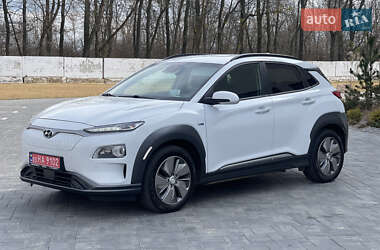 Внедорожник / Кроссовер Hyundai Kona 2019 в 