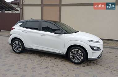 Внедорожник / Кроссовер Hyundai Kona 2022 в 
