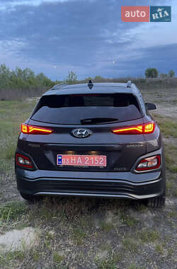 Позашляховик / Кросовер Hyundai Kona 2019 в 