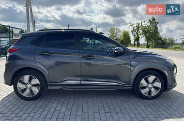 Позашляховик / Кросовер Hyundai Kona 2019 в 