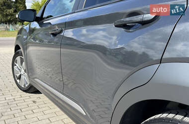 Позашляховик / Кросовер Hyundai Kona 2019 в 