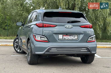 Внедорожник / Кроссовер Hyundai Kona 2022 в 