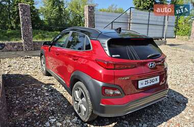 Позашляховик / Кросовер Hyundai Kona 2019 в 