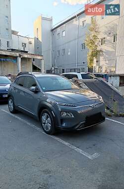 Внедорожник / Кроссовер Hyundai Kona 2021 в Днепре