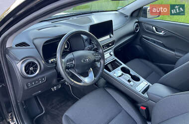 Позашляховик / Кросовер Hyundai Kona 2022 в 