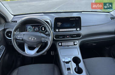 Позашляховик / Кросовер Hyundai Kona 2022 в 