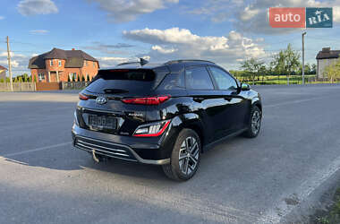 Позашляховик / Кросовер Hyundai Kona 2022 в 