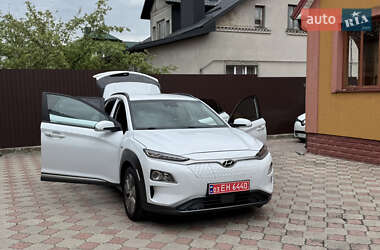 Позашляховик / Кросовер Hyundai Kona 2020 в 