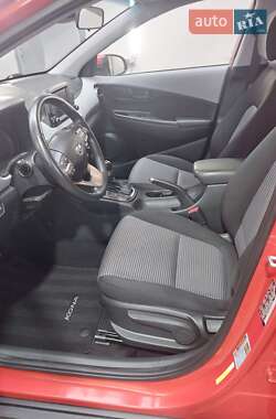 Позашляховик / Кросовер Hyundai Kona 2018 в 