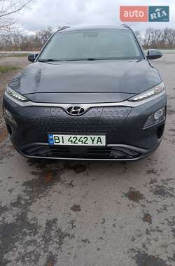 Внедорожник / Кроссовер Hyundai Kona 2019 в 