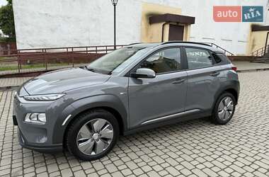 Внедорожник / Кроссовер Hyundai Kona 2020 в 